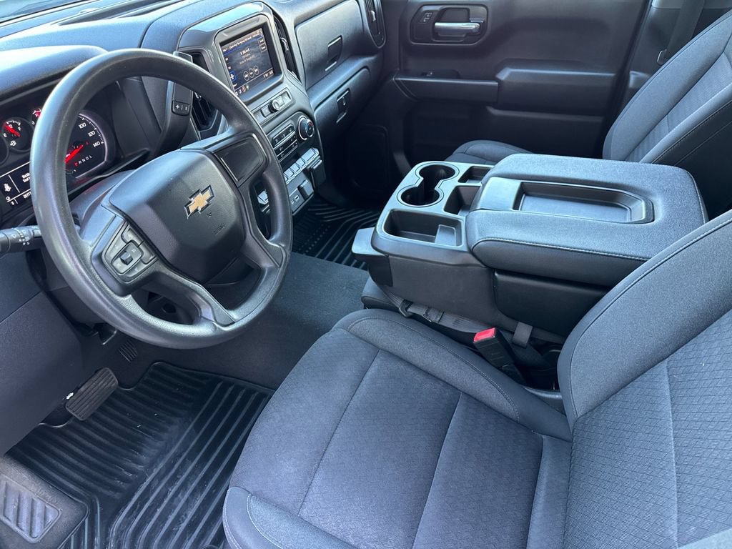 Used 2023 Chevrolet Silverado 1500 Custom RWD image 9