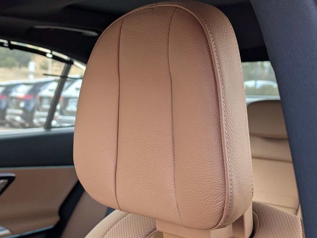 New 2026 Mercedes-Benz E 450 4MATIC Sedan image 13