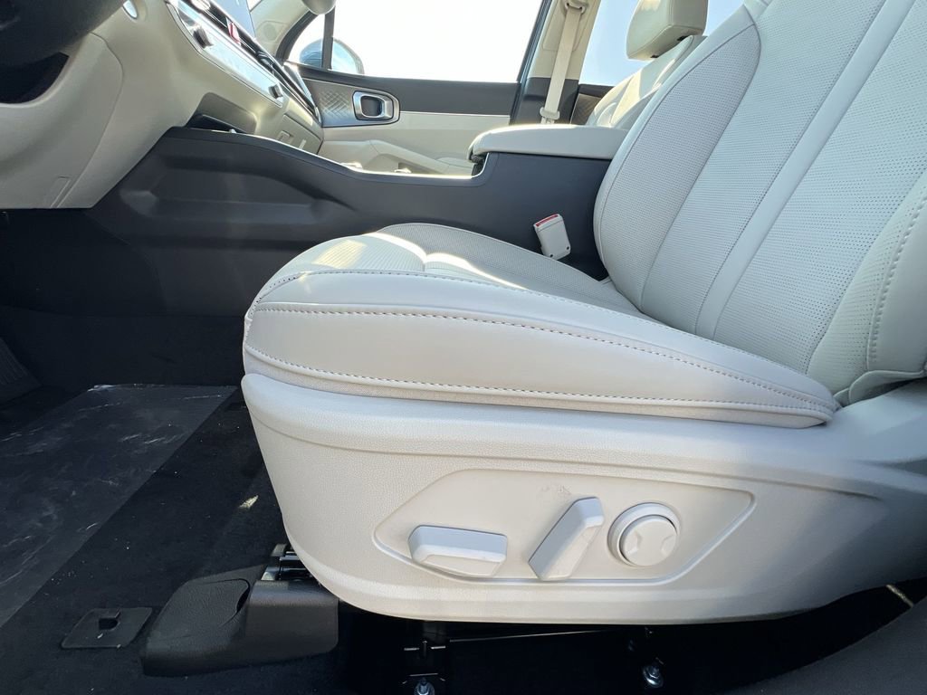 New 2026 Kia Sorento EX AWD/4WD image 12