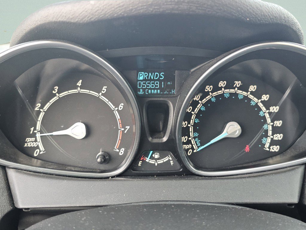 Used 2015 Ford Fiesta SE image 28