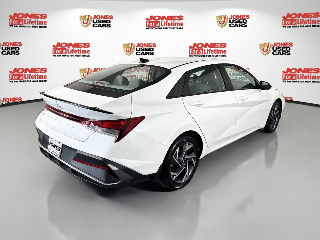 Certified 2025 Hyundai Elantra Sport FWD image 16