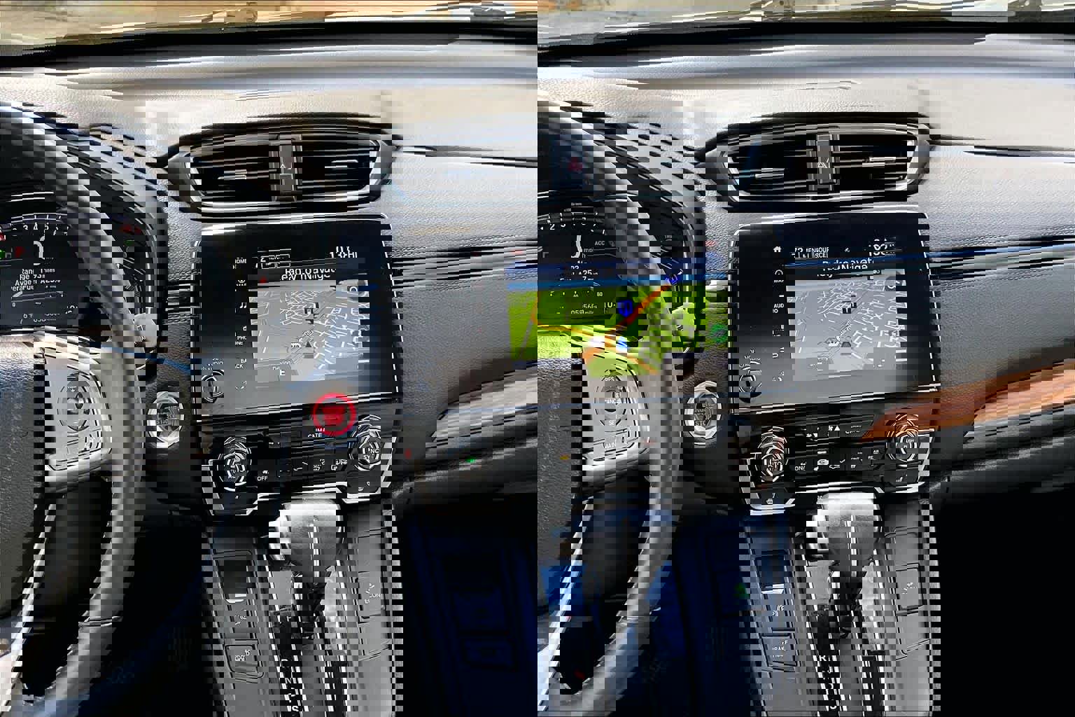 Used 2018 Honda CR-V Touring image 7