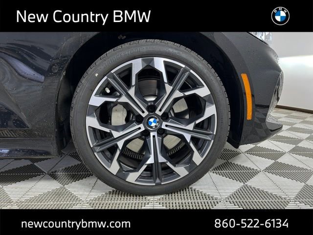 Used 2026 BMW 330i xDrive Sedan w/ Premium Package image 9