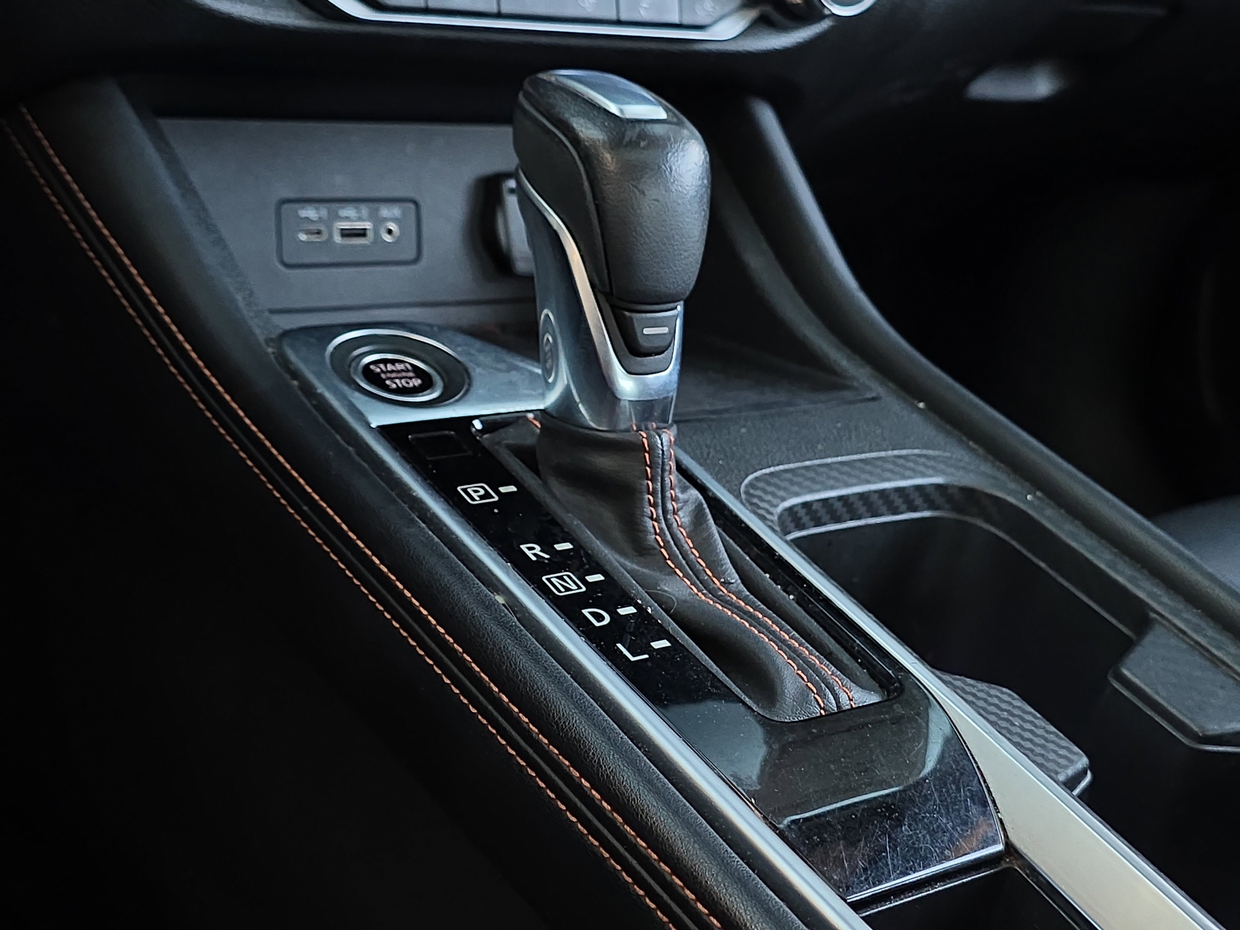 Used 2022 Nissan Sentra SR w/ SR Premium Package image 15