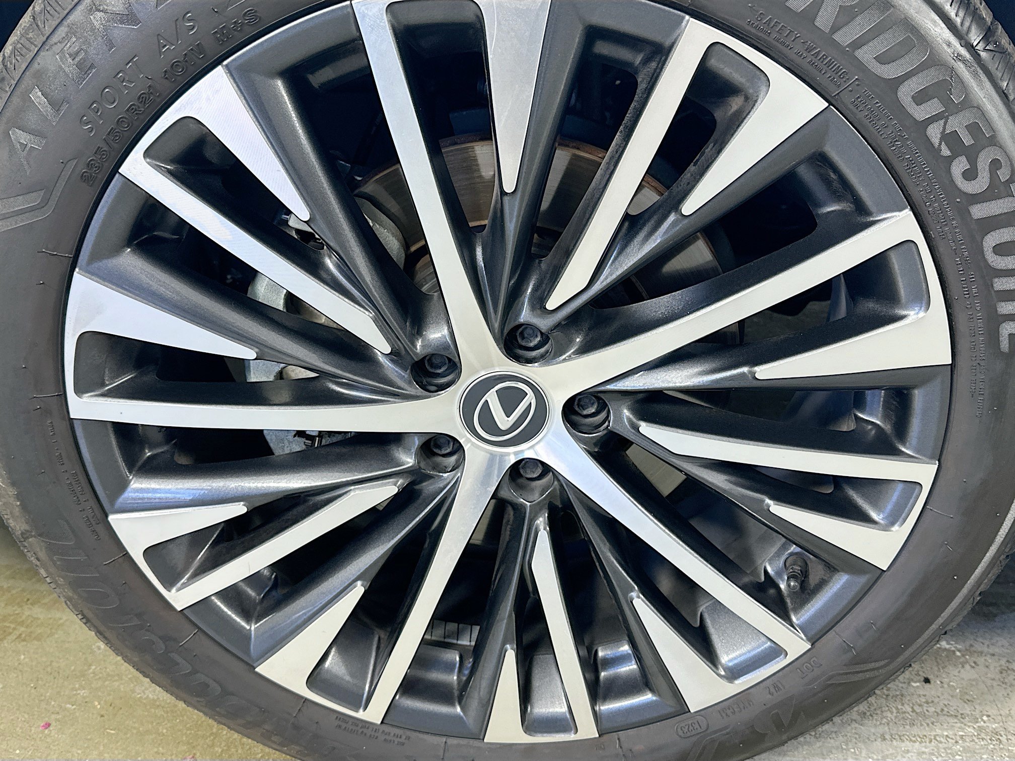 Used 2023 Lexus RX 350 Premium Plus w/ Cold Area Package FWD image 31
