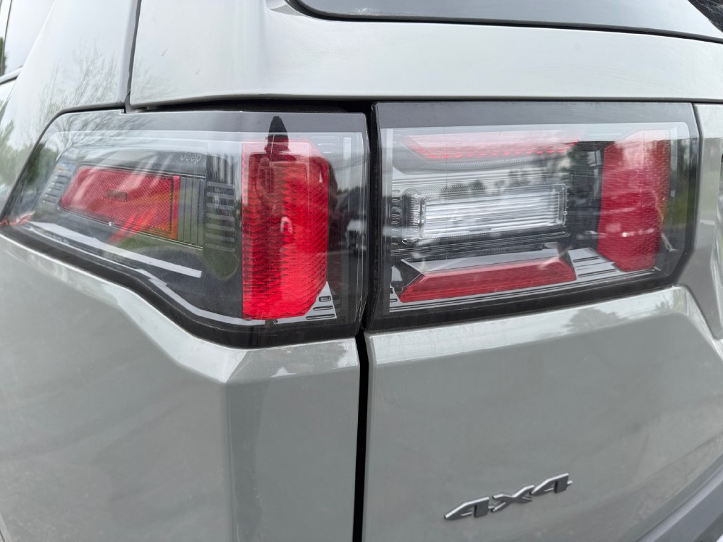 New 2026 Jeep Cherokee Laredo AWD/4WD image 21