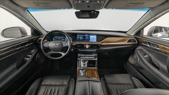 Used 2017 Genesis G90 5.0 Ultimate RWD image 31