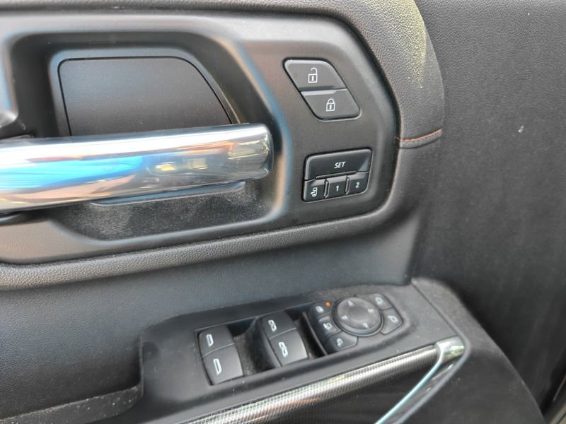 Used 2023 GMC Sierra 2500 AT4 w/ Gooseneck/5TH Wheel Package AWD/4WD image 12