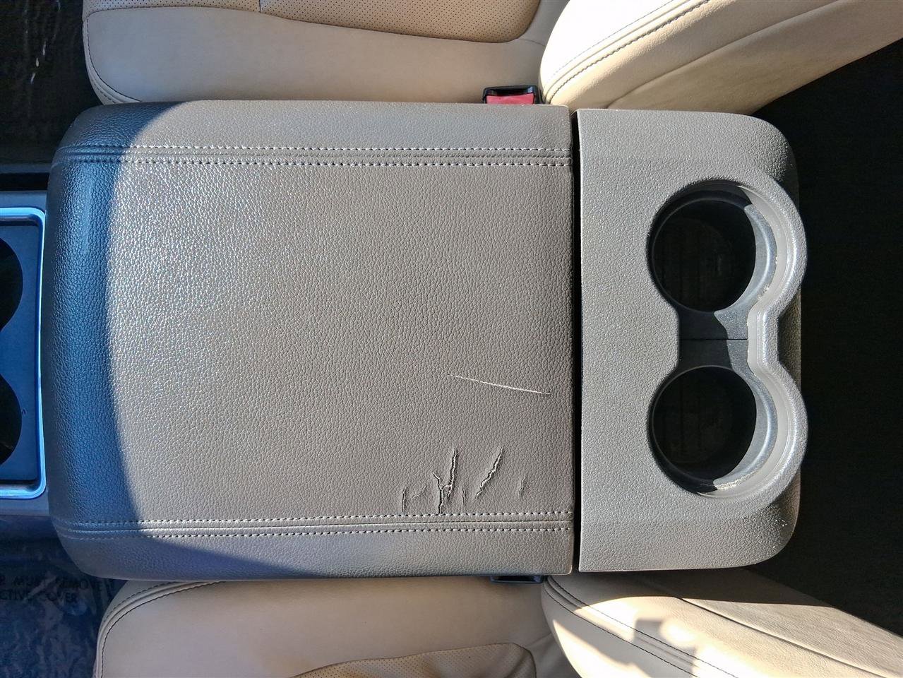 Used 2012 Ford F250 Lariat w/ Lariat Interior Pkg image 25