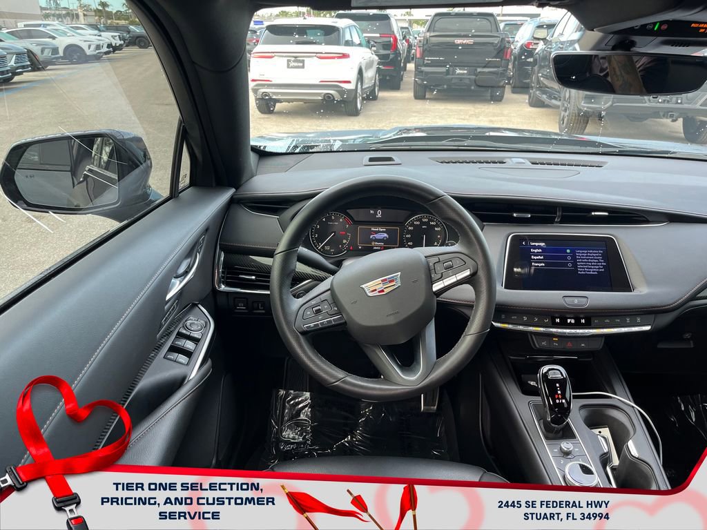 Used 2023 Cadillac XT4 Sport w/ Enhanced Visibility Package image 13