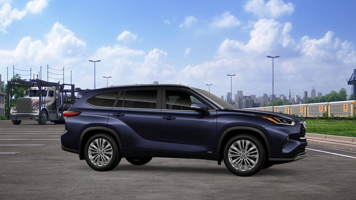 New 2026 Toyota Highlander Platinum image 13