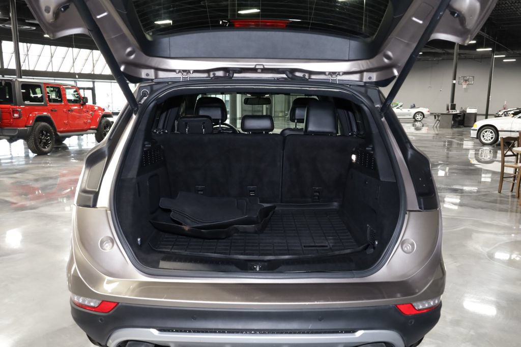 Used 2019 Lincoln MKC Premiere FWD image 29