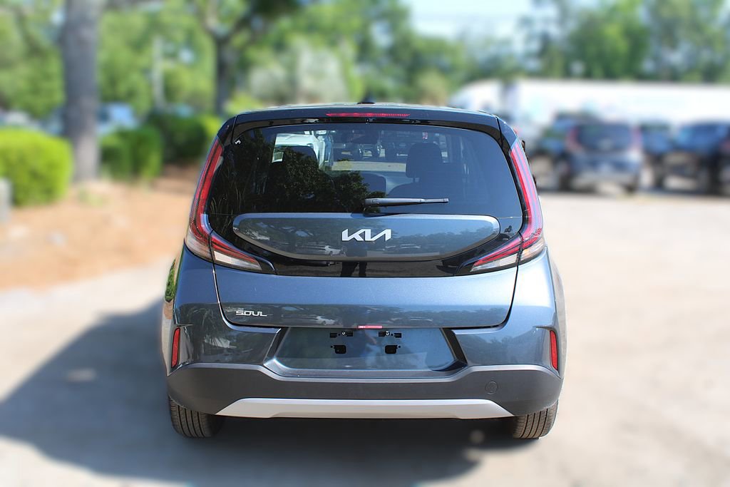 Certified 2025 Kia Soul LX w/ LX Technology Package image 8