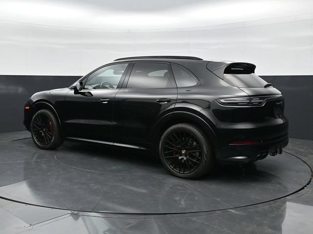 Used 2023 Porsche Cayenne GTS AWD/4WD image 7