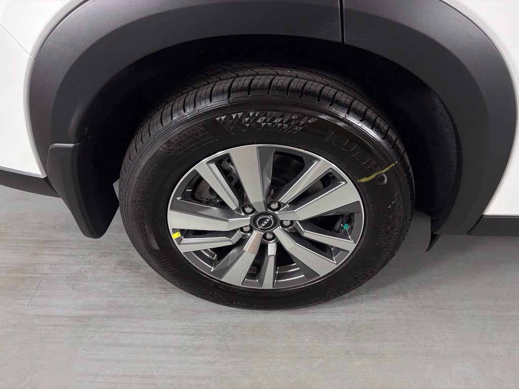 New 2026 Nissan Pathfinder SL FWD image 11