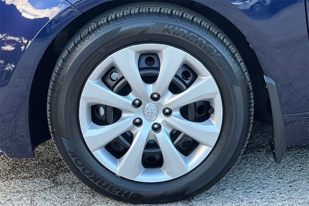 Certified 2025 Toyota Corolla LE image 23