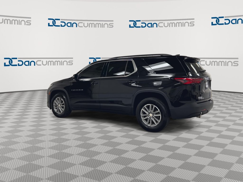 Used 2022 Chevrolet Traverse LT FWD image 6