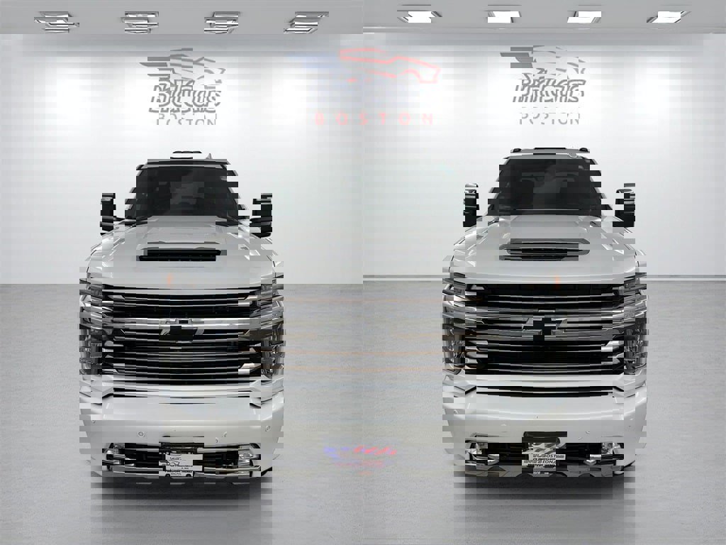 Used 2023 Chevrolet Silverado 3500 High Country image 2
