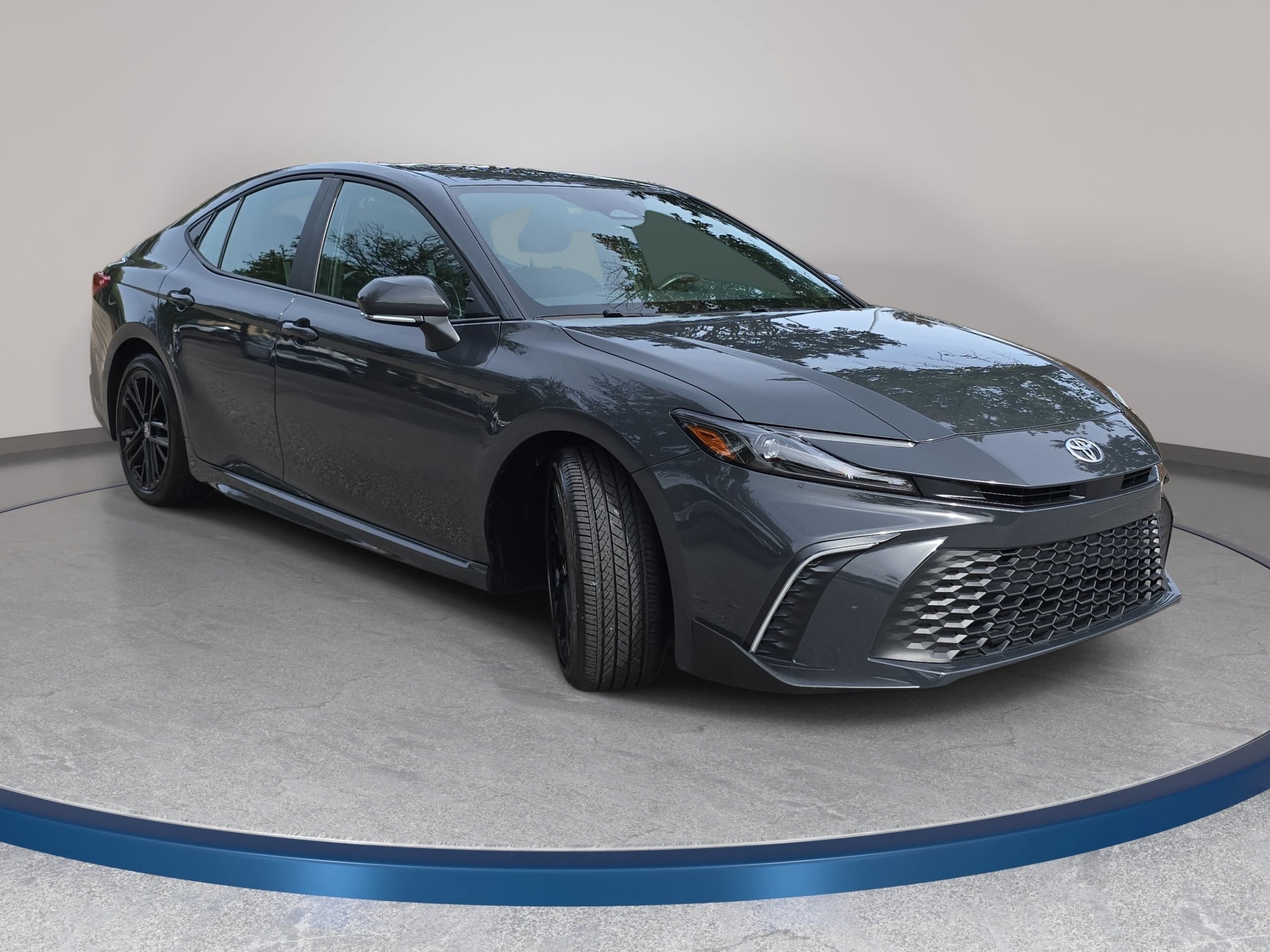 Used 2025 Toyota Camry SE w/ Multimedia Upgrade Package FWD image 3