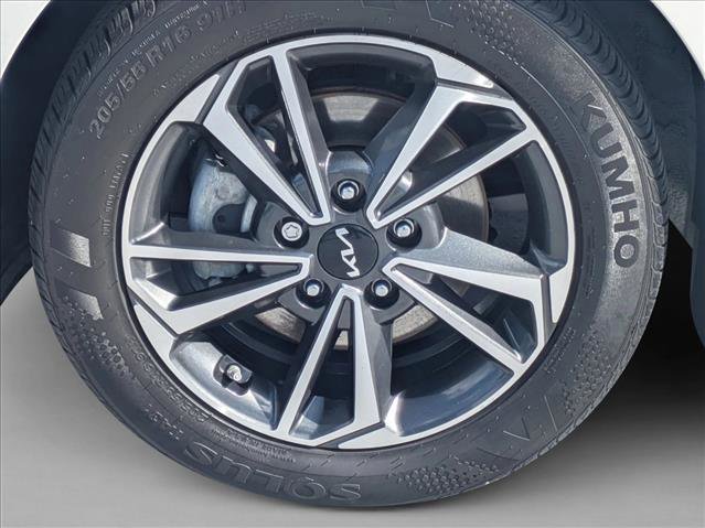 Used 2023 Kia Forte LXS image 23