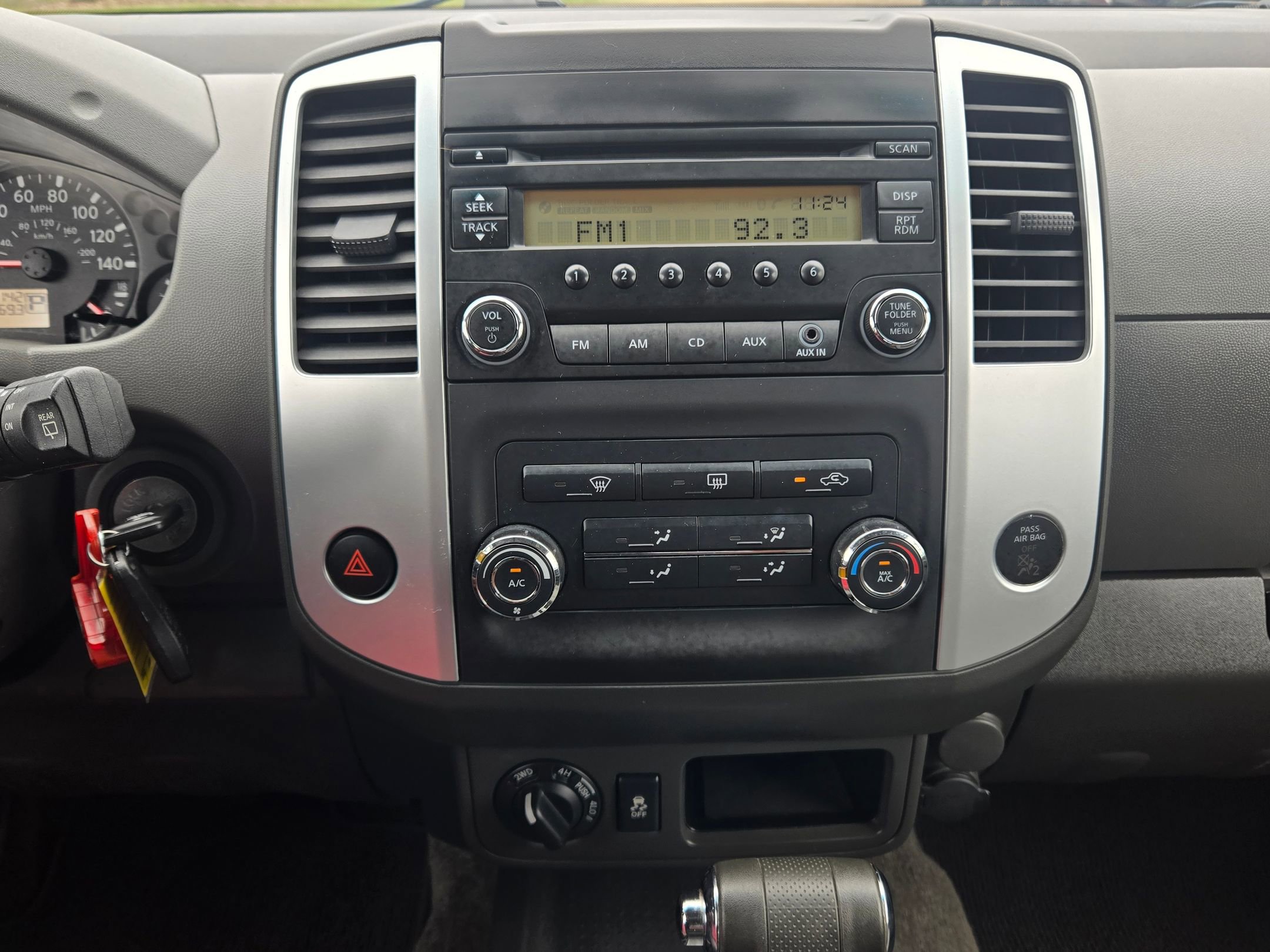 Used 2014 Nissan Xterra X AWD/4WD image 15