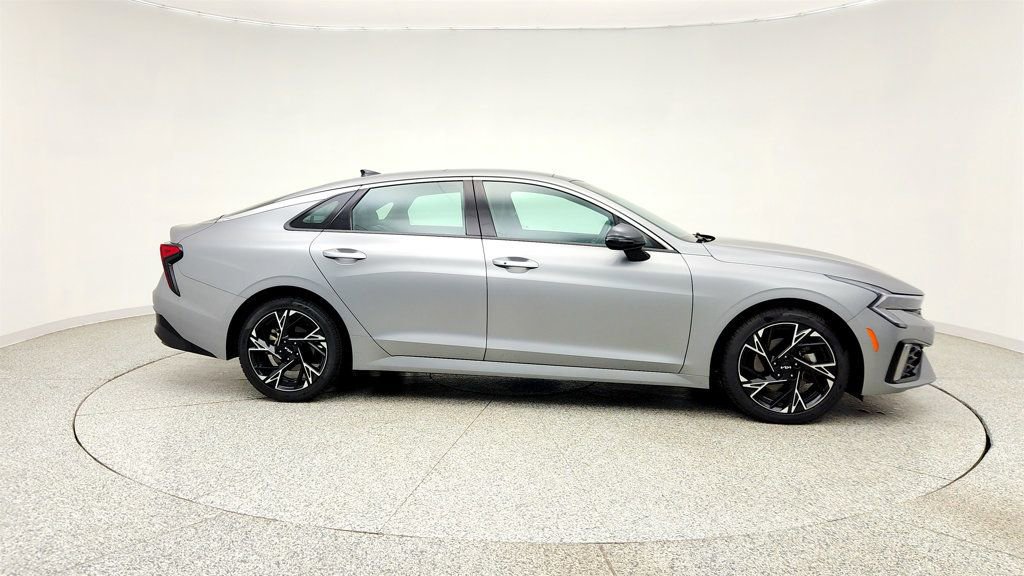 Used 2025 Kia K5 GT-Line w/ GT-Line Premium Package FWD image 4