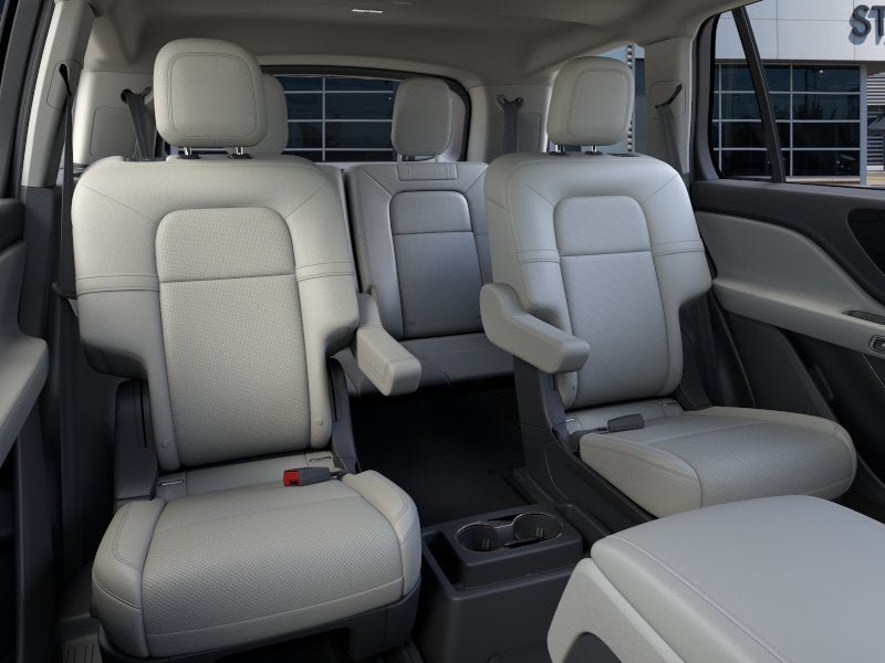 New 2026 Lincoln Aviator AWD image 11