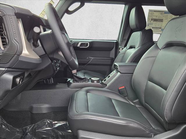 New 2026 Ford Bronco Outer Banks AWD/4WD image 16