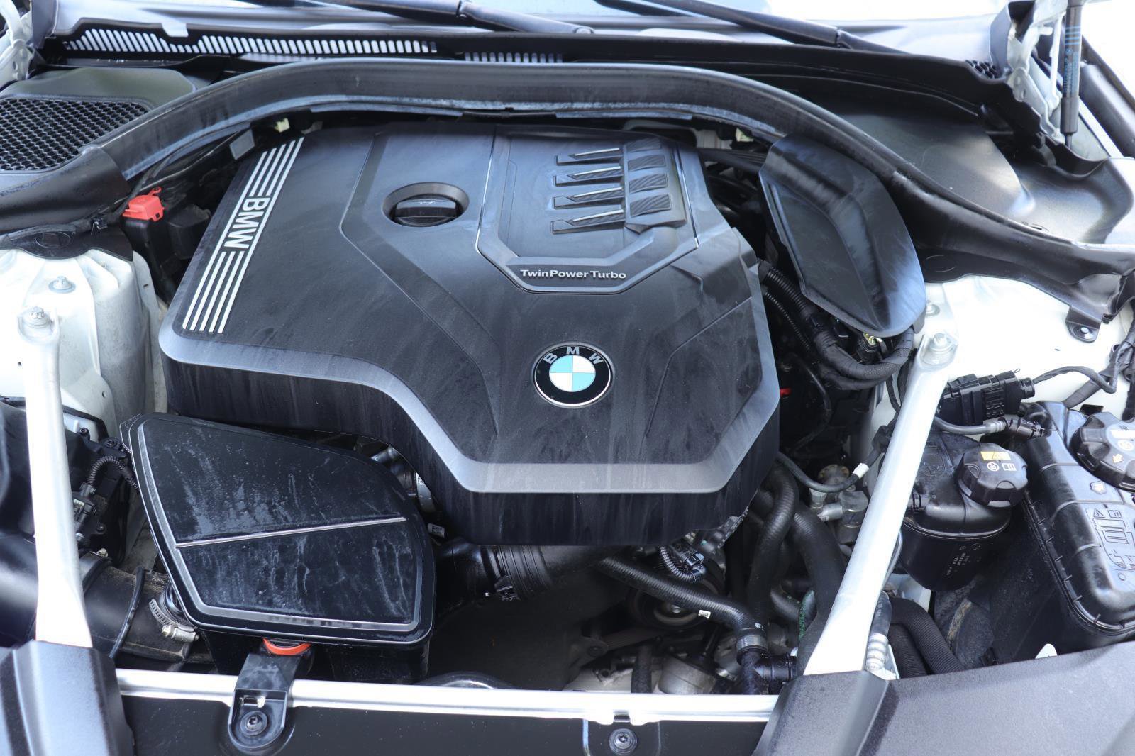 Used 2020 BMW 530i w/ Premium Package RWD image 36