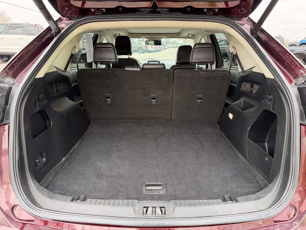 Used 2021 Ford Edge SEL w/ Convenience Package image 14