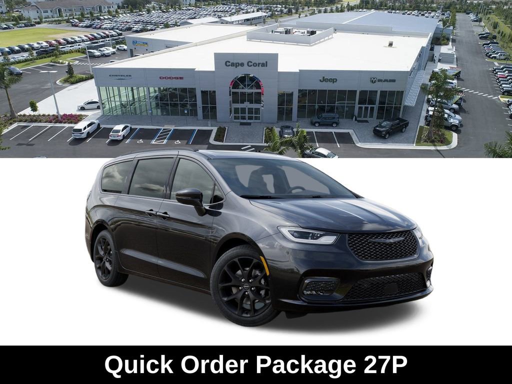 New 2026 Chrysler Pacifica Limited w/ S Appearance Package image 6