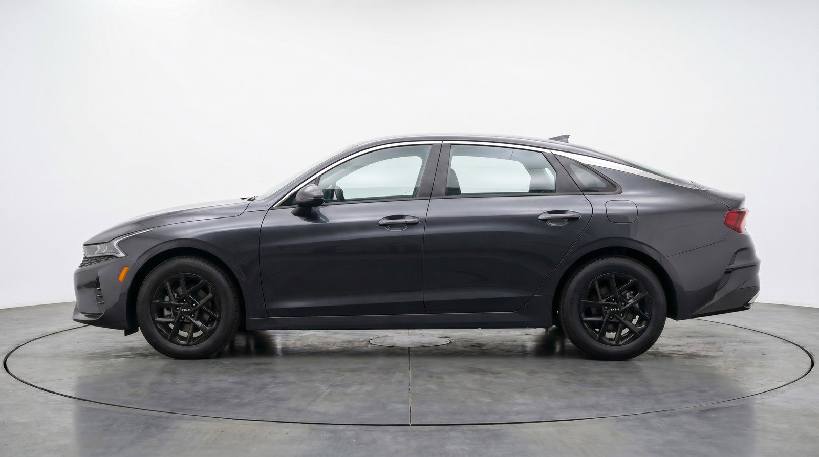 Used 2025 Kia K5 LXS FWD image 5