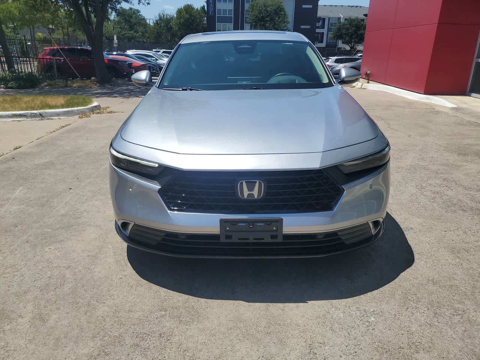 Used 2024 Honda Accord Touring image 8