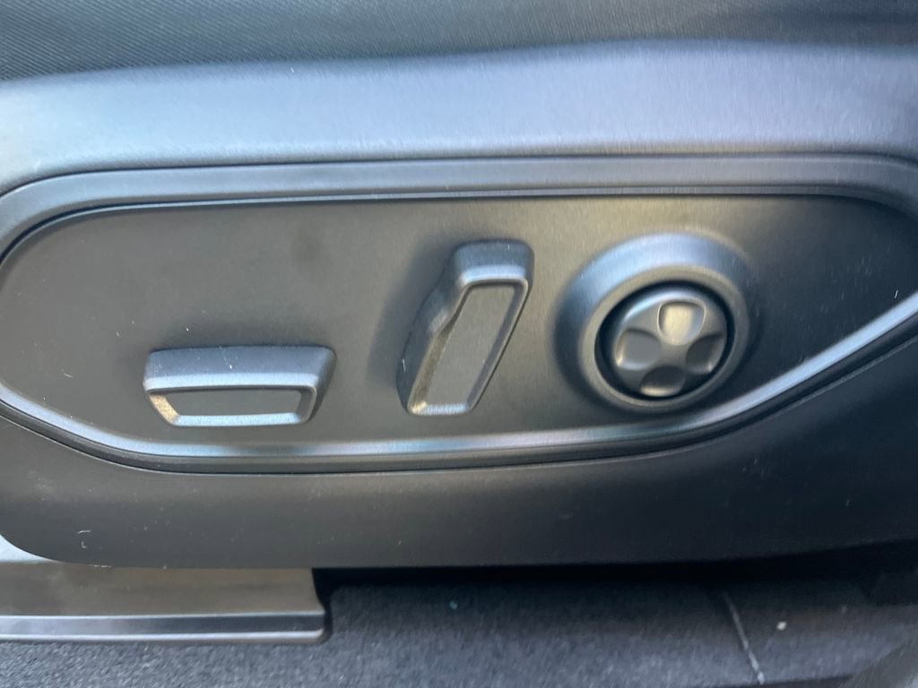 New 2025 Jeep Grand Cherokee Laredo image 22