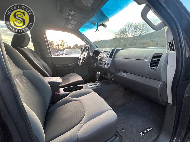 Used 2015 Nissan Xterra S w/ Value Package image 16