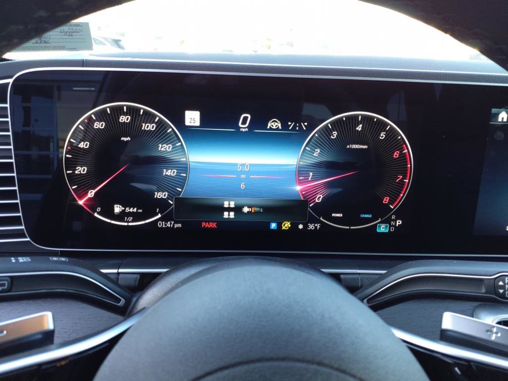 Used 2025 Mercedes-Benz GLS 450 4MATIC image 17