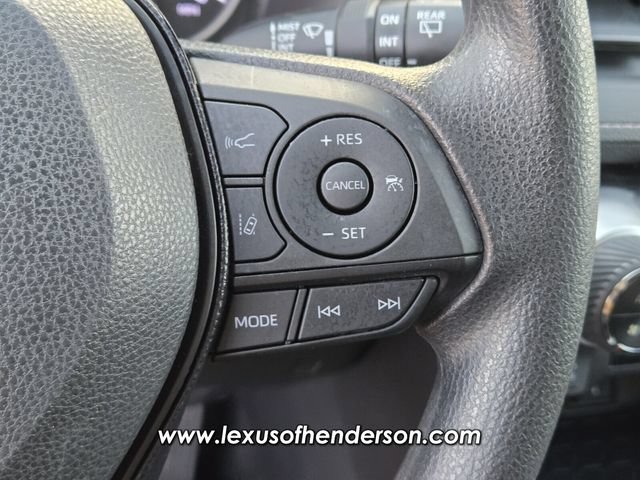 Used 2020 Toyota RAV4 XLE w/ Convenience Package FWD image 24