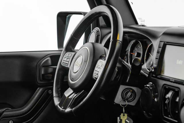 Used 2017 Jeep Wrangler Unlimited Rubicon image 10