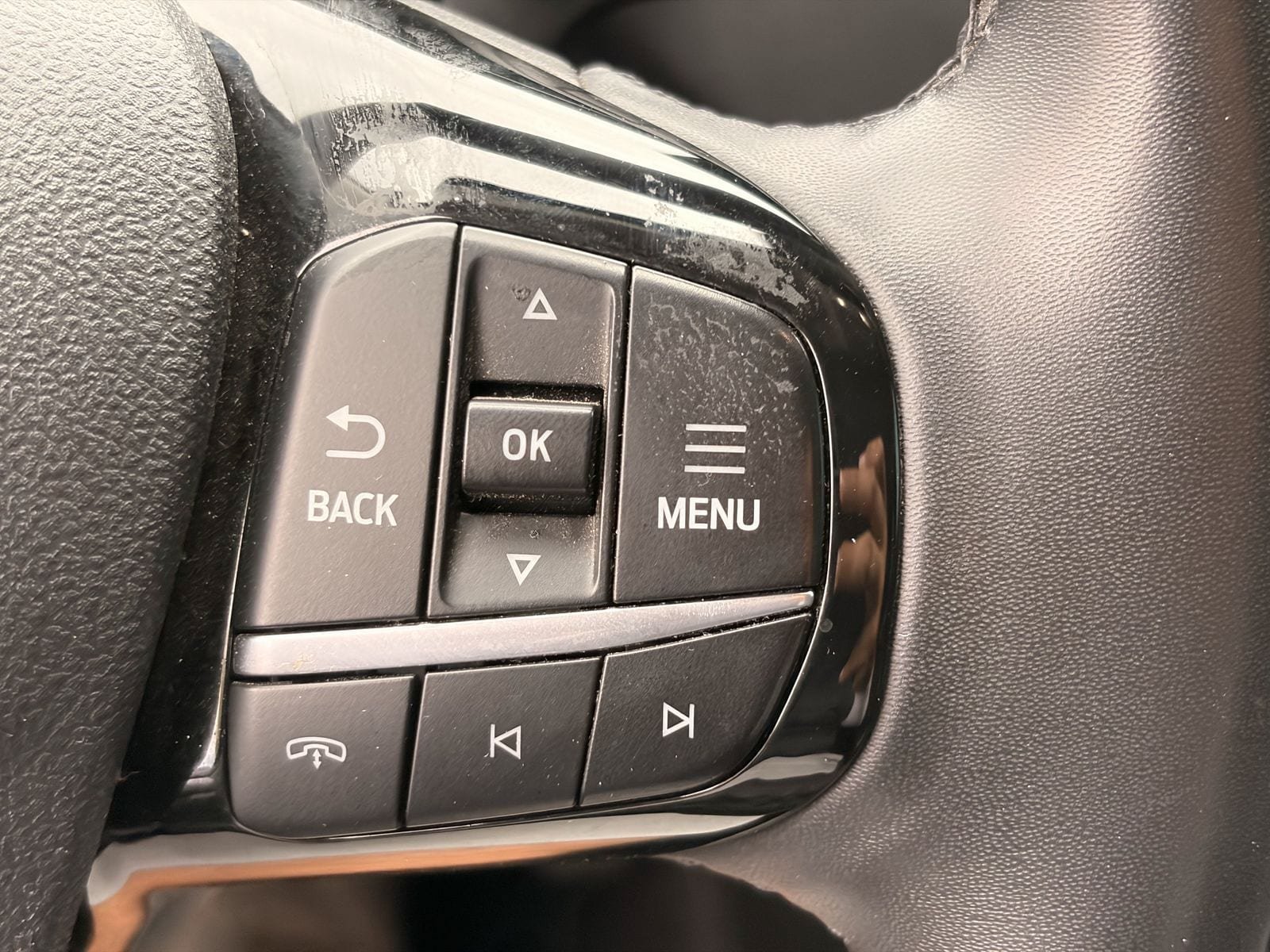 Used 2023 Ford Escape SE FWD image 31