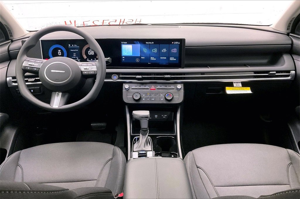 New 2025 Hyundai Tucson SE image 5