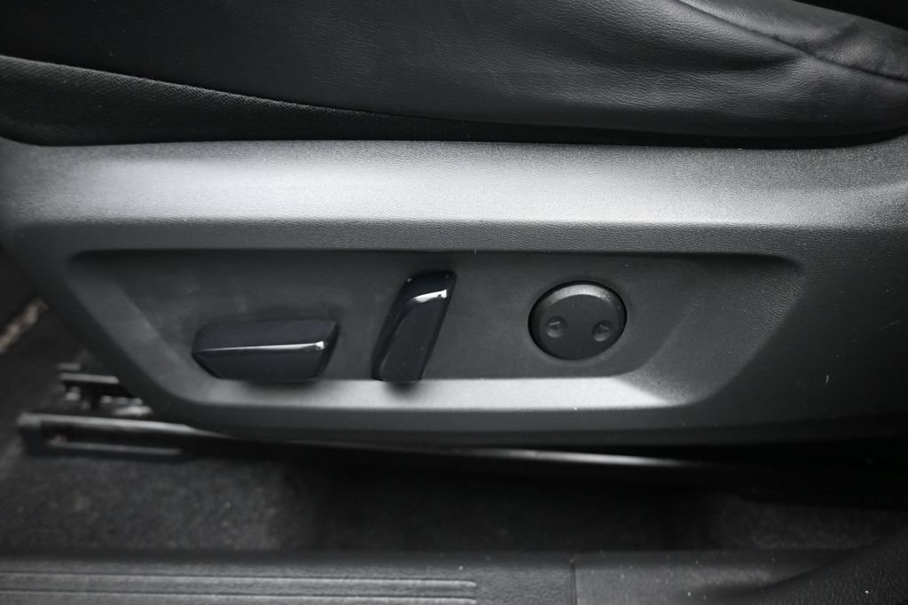 Used 2021 Nissan Rogue SV w/ Premium Package AWD/4WD image 12