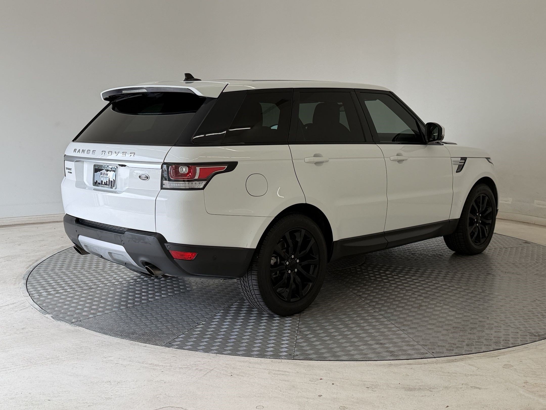 Used 2016 Land Rover Range Rover Sport HSE AWD/4WD image 9