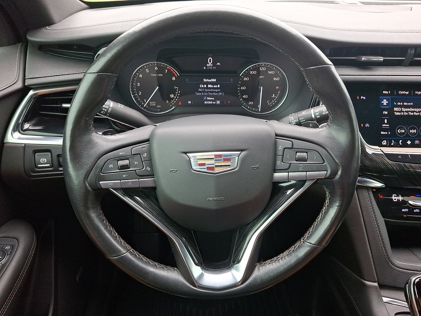 Used 2022 Cadillac XT6 Premium Luxury w/ LPO, Floor Liner Package AWD/4WD image 20