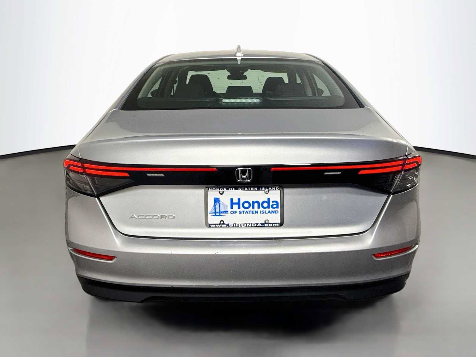 Certified 2024 Honda Accord EX image 5