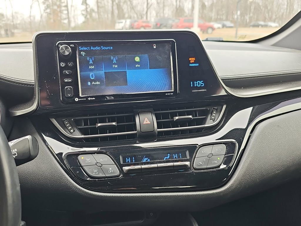 Used 2018 Toyota C-HR XLE image 21