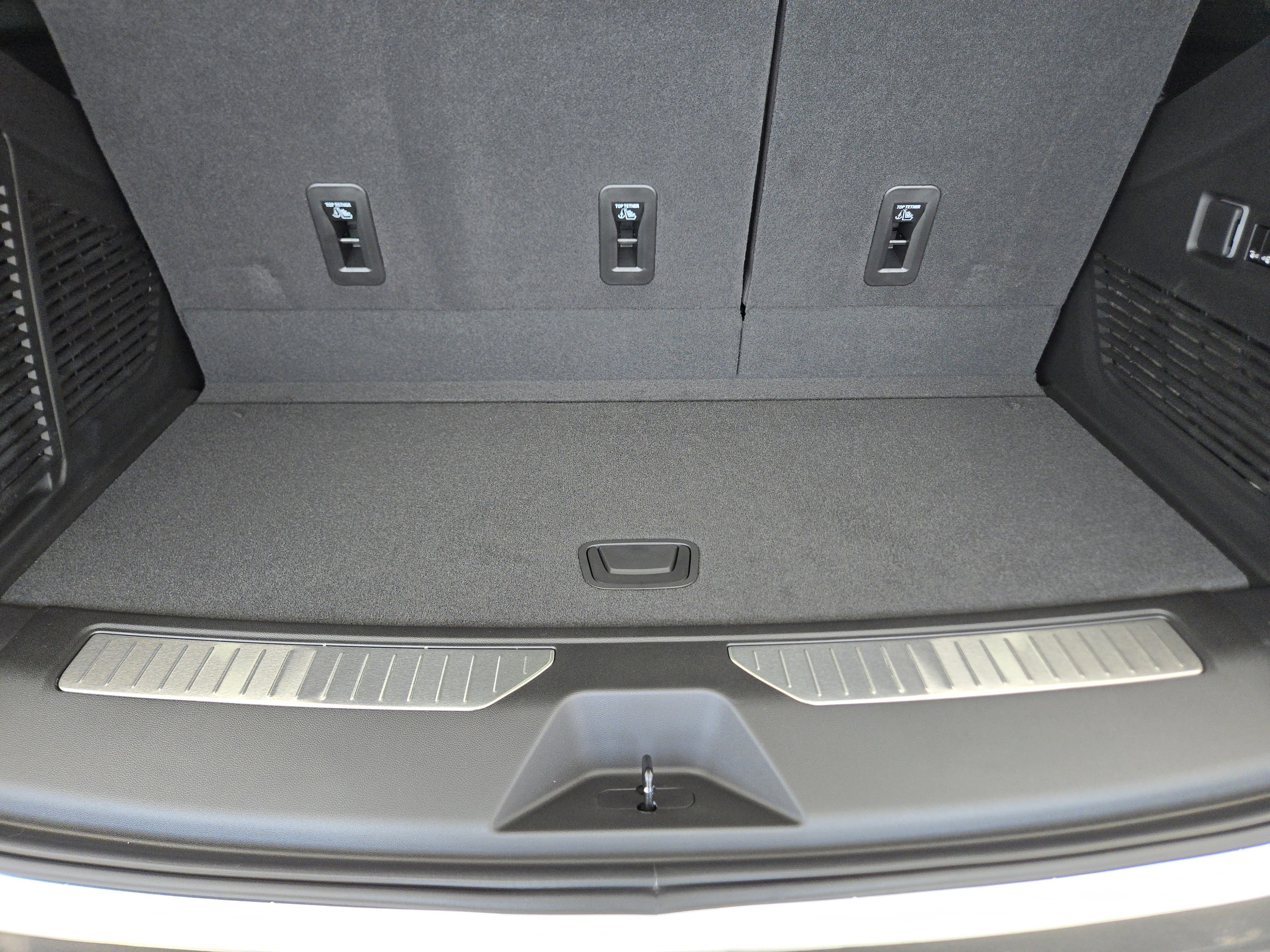 New 2026 GMC Yukon AT4 w/ AT4 Premium Package image 25