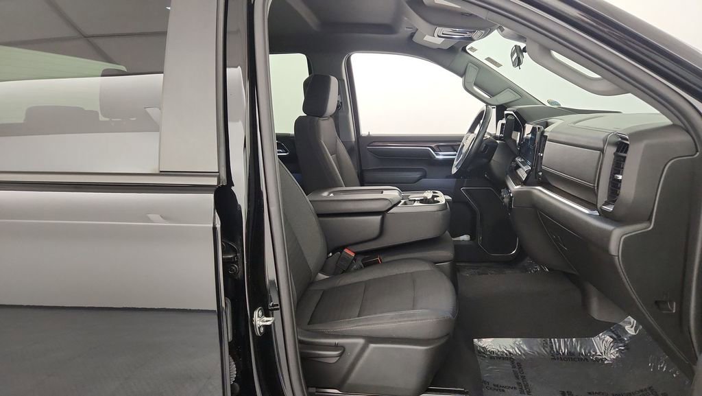 Used 2022 Chevrolet Silverado 1500 LT image 31