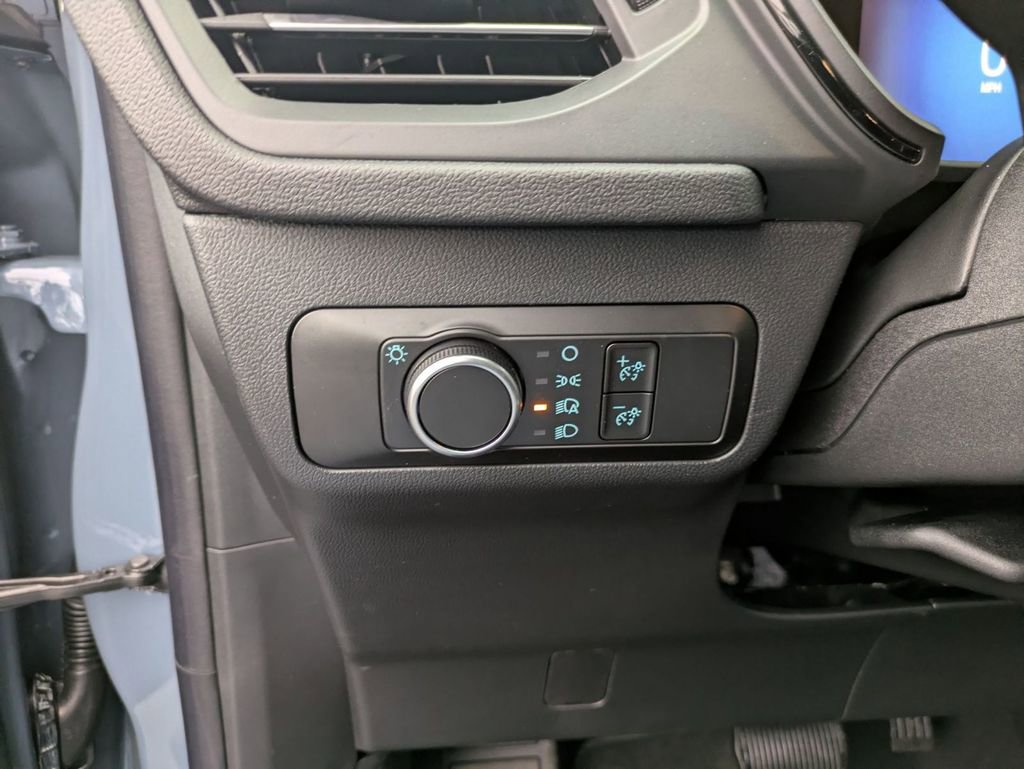 New 2026 Ford Escape ST-Line w/ Cold Weather Package AWD/4WD image 36