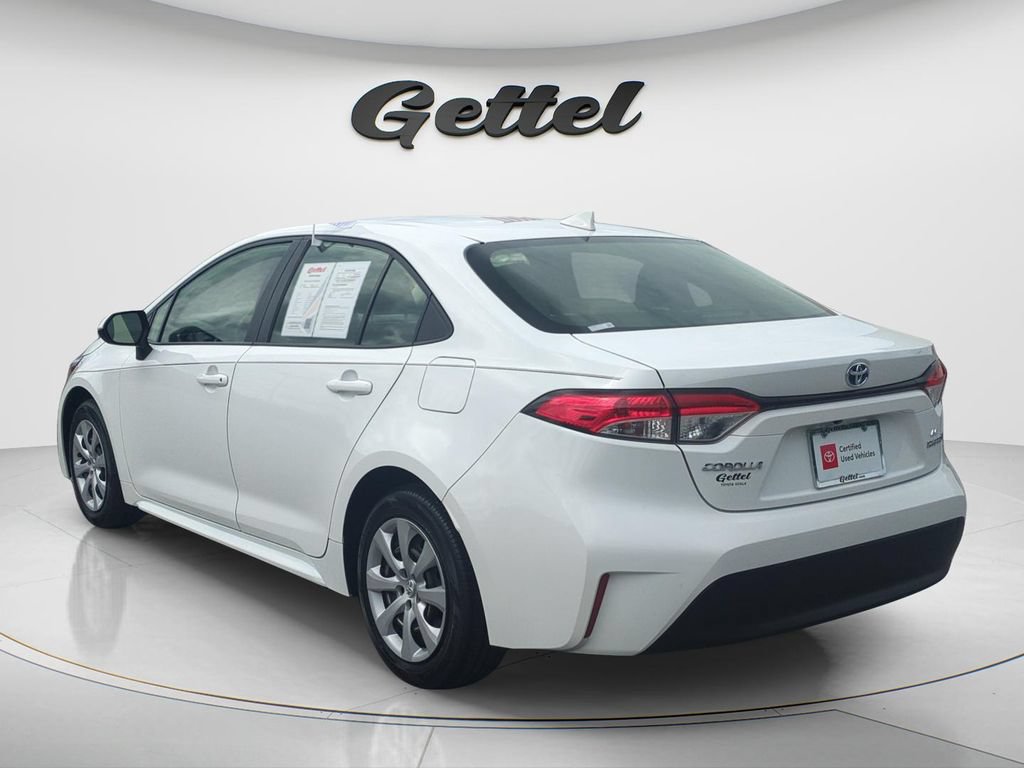 Used 2024 Toyota Corolla LE FWD image 7