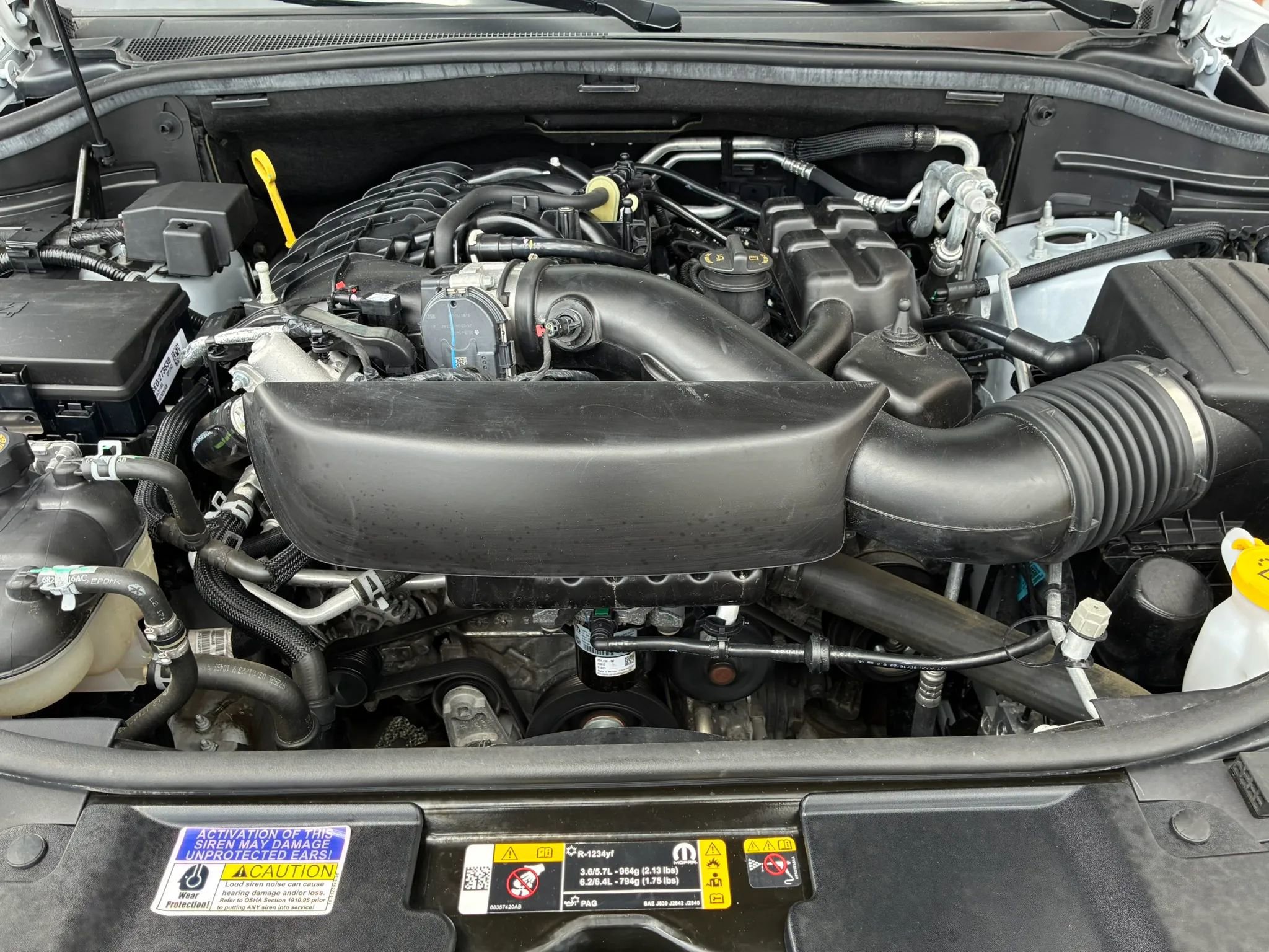 Used 2023 Dodge Durango SXT image 24